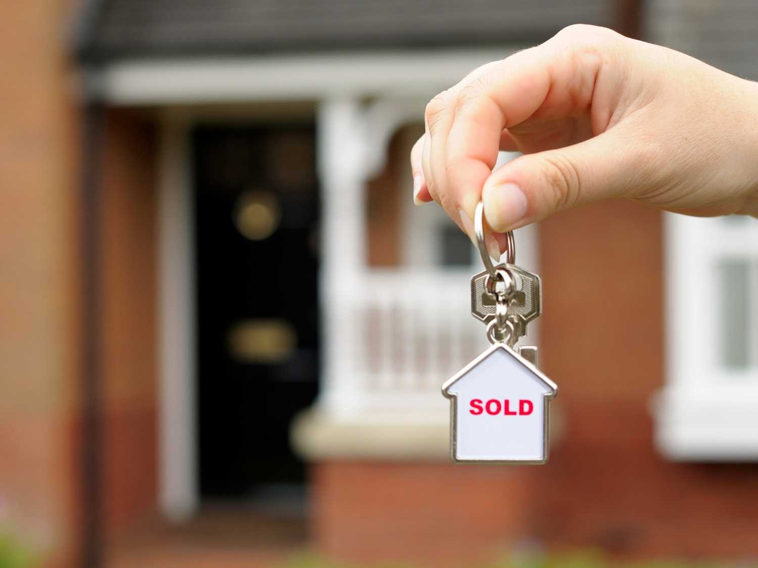 Closing on a Home: 4 Things You Need to Know Closing on a Home: 4 Things You Need to Know